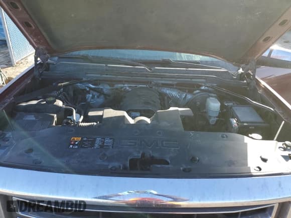 ✅ 2014 GMC Sierra 1500 SLT • VIN: 1GTR1VEC7EZ173490 • Лот: 78498864. Опубликован ранее на Copart с пробегом 199 038 миль. Бесплатный доступ к архиву аукционных продаж из США и подробный отчёт об истории автомобиля на DreamBid. Изображение 11.