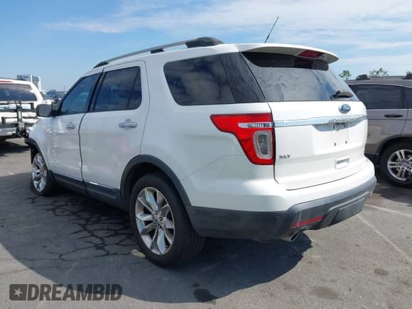 ✅ 2011 Ford Explorer XLT • VIN: 1FMHK7D81BGA65564 • Lot: 43282140. Wystawiony na IAAI z przebiegiem 101 094 mil. Bezpłatny archiwum sprzedaży aukcyjnych z USA i szczegółowy raport historii pojazdu na DreamBid. Zdjęcie 3.