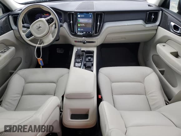 ✅ 2024 Volvo XC60 Plus Dark Theme • VIN: YV4H60DLXR1877878 • Lot: 65983915. Listed on Copart with 19,551 mi. Free auction sales archive from the USA and detailed vehicle history report at DreamBid. Image 8.
