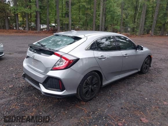 ✅ 2018 Honda Civic EX • VIN: SHHFK7H58JU403710 • Лот: 43447930. Опубликован ранее на IAAI с пробегом 70 205 миль. Бесплатный доступ к архиву аукционных продаж из США и подробный отчёт об истории автомобиля на DreamBid. Изображение 4.