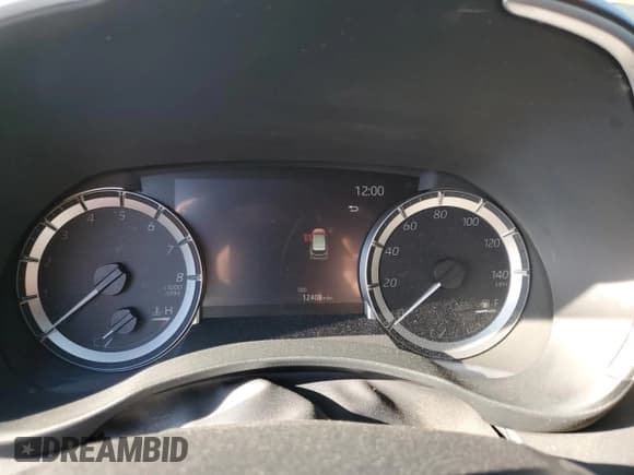 ✅ 2024 Toyota Highlander LE • VIN: 5TDKDRBH3RS531904 • Лот: 50995985. Опубликован ранее на Copart с пробегом 12 408 миль. Бесплатный доступ к архиву аукционных продаж из США и подробный отчёт об истории автомобиля на DreamBid. Изображение 11.