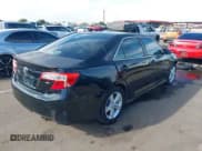 ✅ 2014 Toyota Camry SE • VIN: 4T1BF1FK6EU728830 • Lot: 43666788. Wystawiony na IAAI z przebiegiem 278 477 mil. Bezpłatny archiwum sprzedaży aukcyjnych z USA i szczegółowy raport historii pojazdu na DreamBid. Zdjęcie 4.