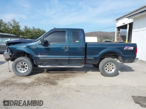 ✅ 1999 Ford F-250 XL • VIN: 1FTNX21F7XEB30659 • Lot: 41776258. Listed on IAAI with 278,702 mi. Free auction sales archive from the USA and detailed vehicle history report at DreamBid. Image 15.