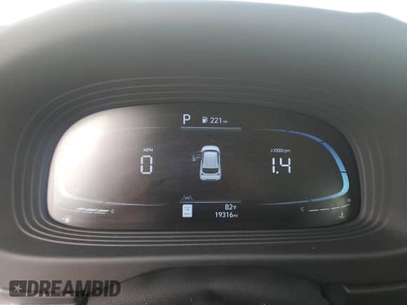 ✅ 2024 Hyundai Venue SEL • VIN: KMHRC8A39RU289113 • Lot: 86125385. Wystawiony na Copart z przebiegiem 19 316 mil. Bezpłatny archiwum sprzedaży aukcyjnych z USA i szczegółowy raport historii pojazdu na DreamBid. Zdjęcie 9.