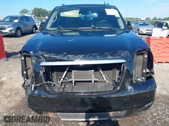 ✅ 2013 GMC Yukon XL Denali • VIN: 1GKS1MEF0DR145751 • Lot: 42881106. Listed on IAAI with 164,485 mi. Free auction sales archive from the USA and detailed vehicle history report at DreamBid. Image 13.