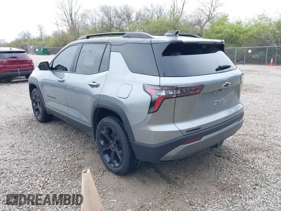 ✅ 2025 Chevrolet Equinox FWD LT • VIN: 3GNAXHEG4SL103858 • Lot: 42014156. Wystawiony na IAAI z przebiegiem 4 156 mil. Bezpłatny archiwum sprzedaży aukcyjnych z USA i szczegółowy raport historii pojazdu na DreamBid. Zdjęcie 3.