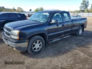 ✅ 2005 Chevrolet Silverado 1500 LS • VIN: 1GCEK19T35E122767 • Лот: 74252264. Опубликован ранее на Copart с пробегом 323 442 миль. Бесплатный доступ к архиву аукционных продаж из США и подробный отчёт об истории автомобиля на DreamBid. Изображение 1.