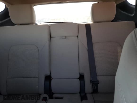 ✅ 2017 Hyundai Santa Fe 2.4L • VIN: 5XYZTDLB3HG411644 • Лот: 48133593. Опубликован ранее на Copart с пробегом 105 056 миль. Бесплатный доступ к архиву аукционных продаж из США и подробный отчёт об истории автомобиля на DreamBid. Изображение 10.