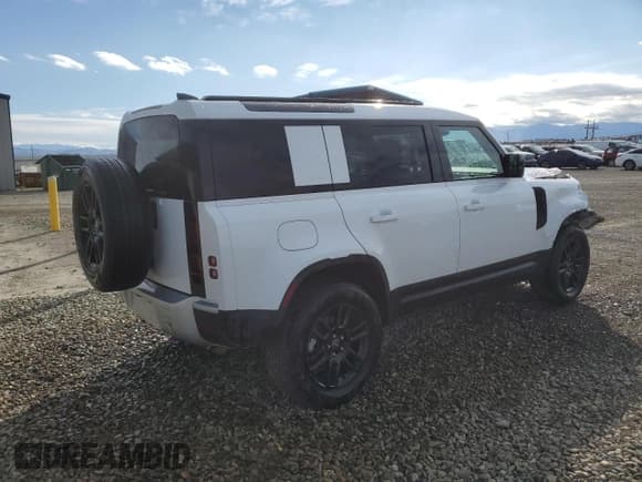 ✅ 2025 Land Rover Defender S • VIN: SALEJ7EX0S2398165 • Лот: 85183115. Опубликован ранее на Copart с пробегом 14 368 миль. Бесплатный доступ к архиву аукционных продаж из США и подробный отчёт об истории автомобиля на DreamBid. Изображение 3.