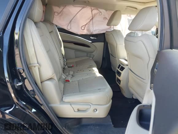 ✅ 2019 Acura MDX • VIN: 5J8YD4H33KL033106 • Lot: 41764107. Listed on IAAI with 72,770 mi. Free auction sales archive from the USA and detailed vehicle history report at DreamBid. Image 8.