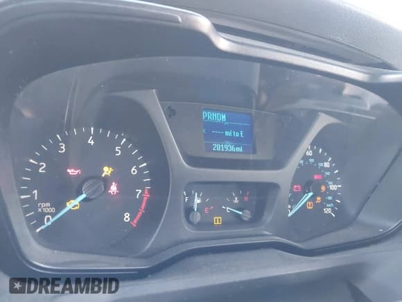 ✅ 2017 Ford Transit XL • VIN: 1FBZX2ZM5HKA20740 • Lot: 41144911. Wystawiony na IAAI z przebiegiem 201 936 mil. Bezpłatny archiwum sprzedaży aukcyjnych z USA i szczegółowy raport historii pojazdu na DreamBid. Zdjęcie 7.