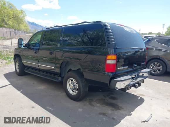 ✅ 2003 Chevrolet Suburban LT • VIN: 3GNGC26G83G210035 • Лот: 42084859. Опубликован ранее на IAAI с пробегом 145 919 миль. Бесплатный доступ к архиву аукционных продаж из США и подробный отчёт об истории автомобиля на DreamBid. Изображение 3.