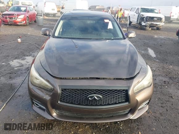 ✅ 2014 Infiniti Q50 Premium • VIN: JN1BV7AP5EM673500 • Lot: 43550028. Listed on IAAI with 139,057 mi. Free auction sales archive from the USA and detailed vehicle history report at DreamBid. Image 12.