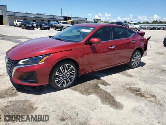 ✅ 2024 Nissan Altima SL • VIN: 1N4BL4EW5RN340481 • Lot: 66007725. Wystawiony na Copart z przebiegiem 17 983 mil. Bezpłatny archiwum sprzedaży aukcyjnych z USA i szczegółowy raport historii pojazdu na DreamBid. Zdjęcie 1.