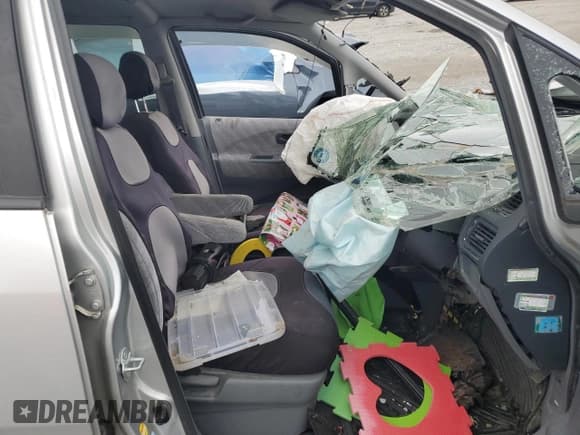 ✅ 1997 Honda Odyssey • VIN: RA21211409 • Lot: 62449015. Listed on Copart with Not provided. Free auction sales archive from the USA and detailed vehicle history report at DreamBid. Image 7.