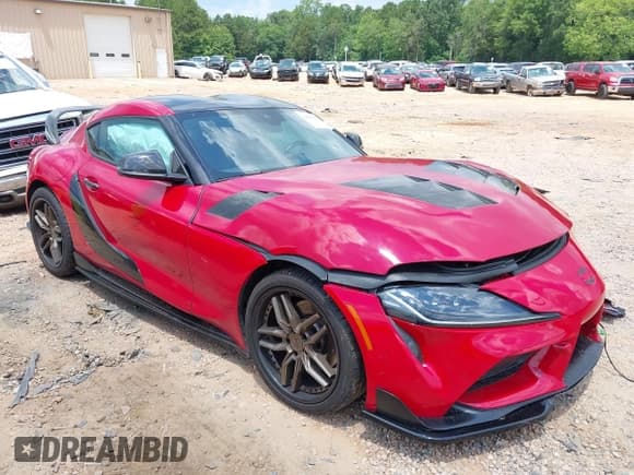 ✅ 2021 Toyota Supra 2.0 • VIN: WZ1DB2C01MW042393 • Lot: 42607542. Listed on IAAI with 17,203 mi. Free auction sales archive from the USA and detailed vehicle history report at DreamBid. Image 1.