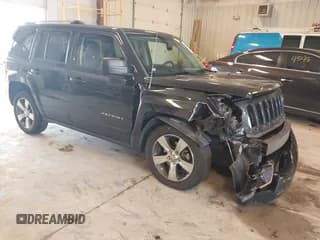 ✅ 2016 Jeep Patriot High Altitude • VIN: 1C4NJRFB7GD586294 • Lot: 43046842. Wystawiony na IAAI z przebiegiem 178 429 mil. Bezpłatny archiwum sprzedaży aukcyjnych z USA i szczegółowy raport historii pojazdu na DreamBid. Zdjęcie 1.
