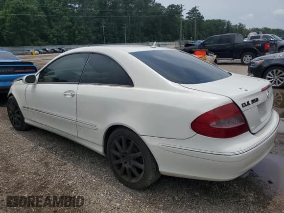 ✅ 2007 Mercedes-Benz CLK 350 • VIN: WDBTJ56H97F215371 • Lot: 63598595. Wystawiony na Copart z przebiegiem 104 116 mil. Bezpłatny archiwum sprzedaży aukcyjnych z USA i szczegółowy raport historii pojazdu na DreamBid. Zdjęcie 2.