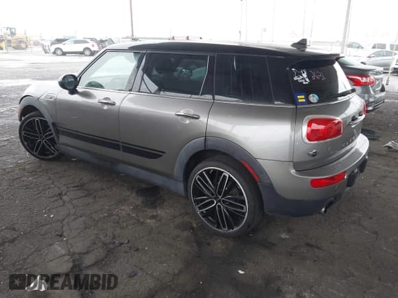 ✅ 2017 MINI Clubman Cooper • VIN: WMWLN5C58H2E32631 • Лот: 41916490. Опубликован ранее на IAAI с пробегом 66 533 миль. Бесплатный доступ к архиву аукционных продаж из США и подробный отчёт об истории автомобиля на DreamBid. Изображение 3.