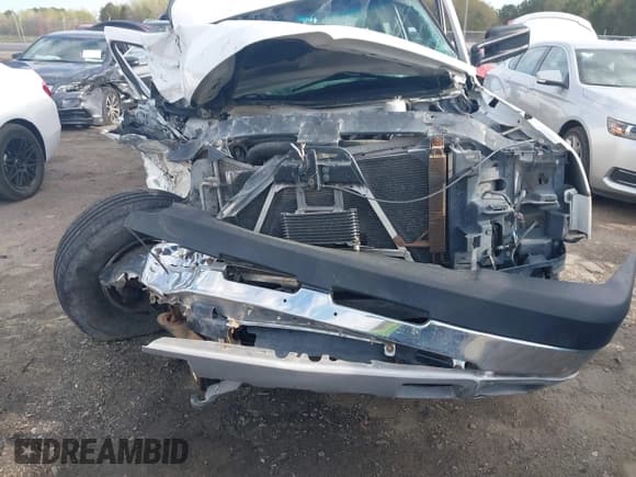 ✅ 2007 Chevrolet Silverado 2500HD • VIN: 1GBHK23U87F143166 • Лот: 41913814. Опубликован ранее на IAAI с пробегом 412 948 миль. Бесплатный доступ к архиву аукционных продаж из США и подробный отчёт об истории автомобиля на DreamBid. Изображение 17.