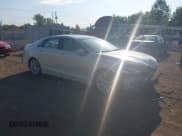 ✅ 2015 Lincoln MKZ • VIN: 3LN6L2J96FR612623 • Lot: 43190812. Wystawiony na IAAI z przebiegiem 181 428 mil. Bezpłatny archiwum sprzedaży aukcyjnych z USA i szczegółowy raport historii pojazdu na DreamBid. Zdjęcie 1.