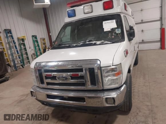 ✅ 2010 Ford E-Series Commercial • VIN: 1FDSS3EP6ADA41006 • Lot: 41561986. Listed on IAAI with 367,370 mi. Free auction sales archive from the USA and detailed vehicle history report at DreamBid. Image 12.