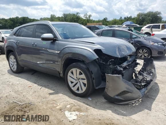 ✅ 2023 Volkswagen Atlas SE • VIN: 1V2JE2CAXPC203636 • Lot: 69105635. Listed on Copart with 62,256 mi. Free auction sales archive from the USA and detailed vehicle history report at DreamBid. Image 4.