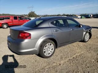 ✅ 2013 Dodge Avenger SE • VIN: 1C3CDZAB4DN650937 • Lot: 68345314. Wystawiony na Copart z przebiegiem 71 277 mil. Bezpłatny archiwum sprzedaży aukcyjnych z USA i szczegółowy raport historii pojazdu na DreamBid. Zdjęcie 3.