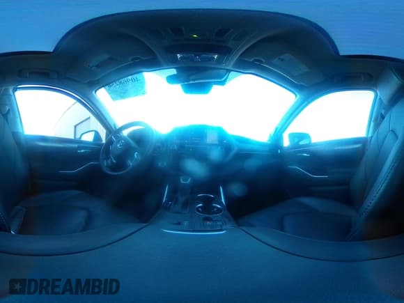 ✅ 2020 Toyota Highlander Hybrid Limited • VIN: 5TDXBRCH4LS013642 • Lot: 41315304. Listed on IAAI with 38,646 mi. Free auction sales archive from the USA and detailed vehicle history report at DreamBid. Image 23.