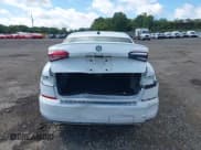 ✅ 2021 Volkswagen Passat SE • VIN: 1VWSA7A32MC003295 • Lot: 43311970. Listed on IAAI with 26,869 mi. Free auction sales archive from the USA and detailed vehicle history report at DreamBid. Image 17.