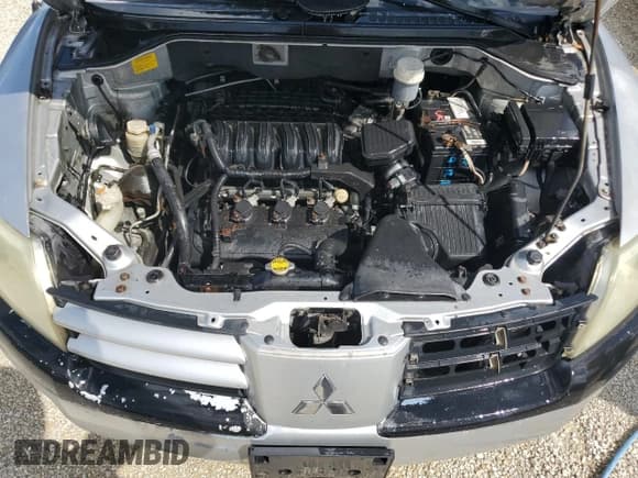 ✅ 2004 Mitsubishi Endeavor LS • VIN: 4A4MM21S14E025203 • Lot: 73747704. Wystawiony na Copart z przebiegiem Nie podano. Bezpłatny archiwum sprzedaży aukcyjnych z USA i szczegółowy raport historii pojazdu na DreamBid. Zdjęcie 12.