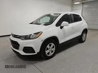 ✅ 2020 Chevrolet Trax LS • VIN: KL7CJKSB5LB063654 • Lot: 89704845. Listed on Copart with 108,227 mi. Free auction sales archive from the USA and detailed vehicle history report at DreamBid. Image 1.