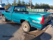 ✅ 1995 Chevrolet Silverado 1500 • VIN: 1GCEK14Z3SZ114345 • Lot: 43493891. Wystawiony na IAAI z przebiegiem 174 964 mil. Bezpłatny archiwum sprzedaży aukcyjnych z USA i szczegółowy raport historii pojazdu na DreamBid. Zdjęcie 3.