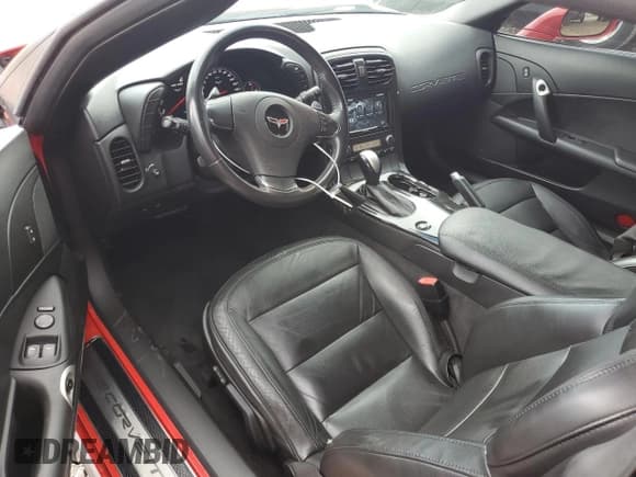 ✅ 2012 Chevrolet Corvette 1LT • VIN: 1G1YE2DW1C5103605 • Lot: 61152905. Listed on Copart with 143,458 mi. Free auction sales archive from the USA and detailed vehicle history report at DreamBid. Image 8.