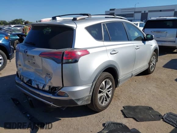 ✅ 2016 Toyota RAV4 XLE • VIN: JTMRJREV6GD047257 • Lot: 43430216. Listed on IAAI with 50,291 mi. Free auction sales archive from the USA and detailed vehicle history report at DreamBid. Image 4.