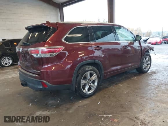✅ 2014 Toyota Highlander Limited • VIN: 5TDDKRFH8ES044703 • Лот: 43693623. Опубликован ранее на IAAI с пробегом 113 928 миль. Бесплатный доступ к архиву аукционных продаж из США и подробный отчёт об истории автомобиля на DreamBid. Изображение 4.
