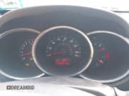 ✅ 2013 Kia Sorento LX • VIN: 5XYKTDA22DG400889 • Lot: 42906305. Listed on IAAI with 202,449 mi. Free auction sales archive from the USA and detailed vehicle history report at DreamBid. Image 7.