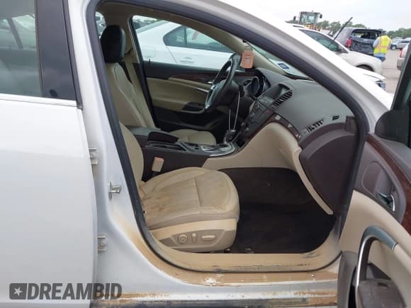 ✅ 2013 Buick Regal Turbo Premium 1 • VIN: 2G4GS5EV8D9246392 • Lot: 42138189. Listed on IAAI with Not provided. Free auction sales archive from the USA and detailed vehicle history report at DreamBid. Image 5.