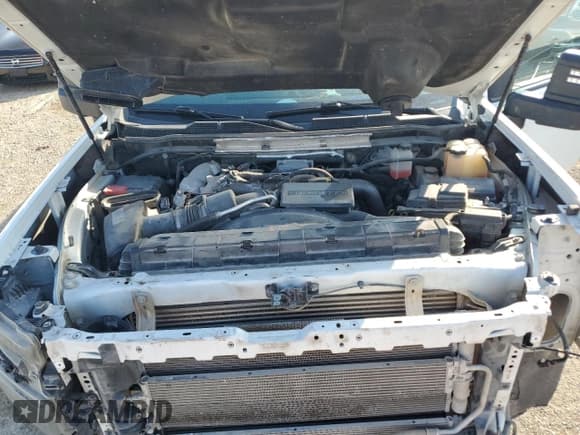 ✅ 2020 Chevrolet Silverado 2500HD LT • VIN: 1GC1YNEY7LF299223 • Lot: 84463865. Listed on Copart with 170,279 mi. Free auction sales archive from the USA and detailed vehicle history report at DreamBid. Image 11.