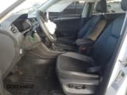 ✅ 2022 Volkswagen Tiguan SE • VIN: 3VV2B7AX4NM033516 • Lot: 90394505. Wystawiony na Copart z przebiegiem 58 069 mil. Bezpłatny archiwum sprzedaży aukcyjnych z USA i szczegółowy raport historii pojazdu na DreamBid. Zdjęcie 7.