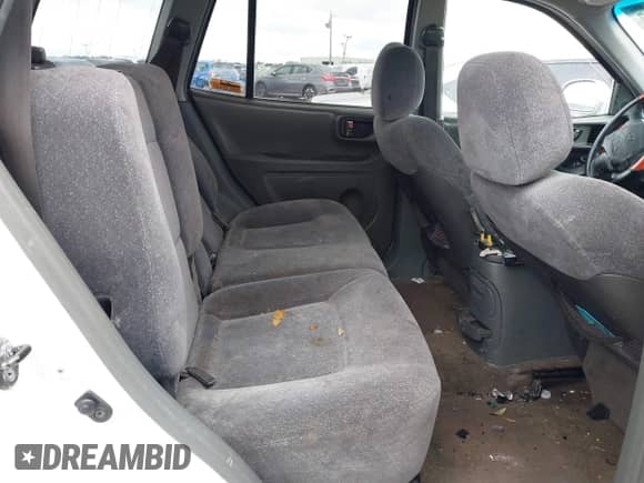 2003 Hyundai Santa Fe GLS с VIN KM8SC13D63U379437, выставлен на аукционе IAAI как лот 41608497 с пробегом 299 247 миль миль и . История ставок и продаж доступна на DreamBid. Изображение 8.