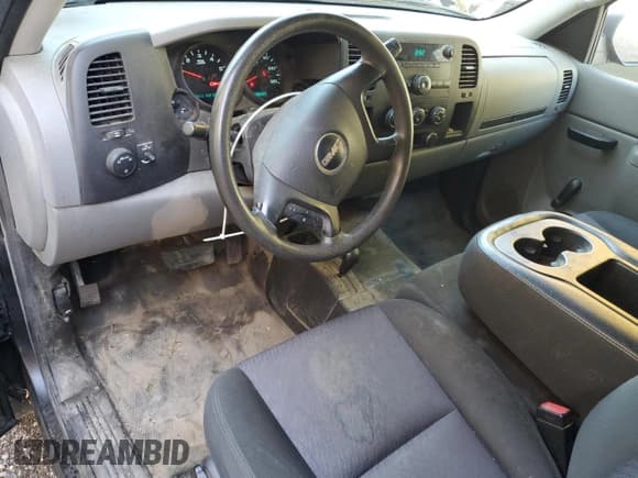 ✅ 2012 GMC Sierra 1500 Work Truck • VIN: 1GTN2TEA4CZ231177 • Lot: 84171115. Listed on Copart with 134,979 mi. Free auction sales archive from the USA and detailed vehicle history report at DreamBid. Image 8.