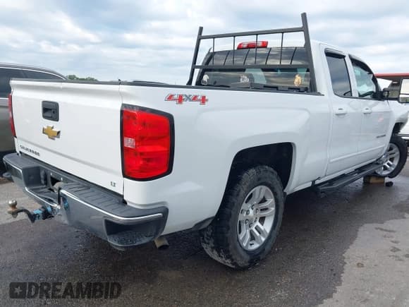 ✅ 2016 Chevrolet Silverado 1500 LT • VIN: 1GCVKREC2GZ155436 • Лот: 43185120. Опубликован ранее на IAAI с пробегом Не указан. Бесплатный доступ к архиву аукционных продаж из США и подробный отчёт об истории автомобиля на DreamBid. Изображение 4.