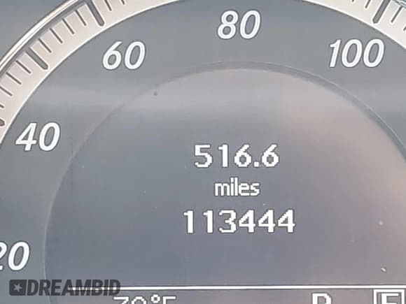 ✅ 2011 Mercedes-Benz E 550 Luxury • VIN: WDDHF7CB6BA401191 • Lot: 42973462. Listed on IAAI with 113,444 mi. Free auction sales archive from the USA and detailed vehicle history report at DreamBid. Image 15.