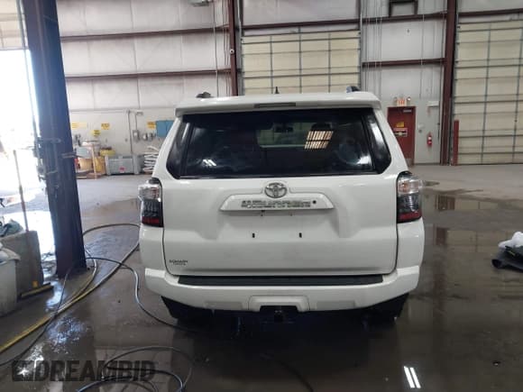 ✅ 2019 Toyota 4Runner SR5 • VIN: JTEBU5JR0K5693273 • Lot: 41882761. Listed on IAAI with 54,503 mi. Free auction sales archive from the USA and detailed vehicle history report at DreamBid. Image 16.