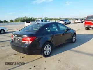 2014 Chevrolet Cruze LS with VIN 1G1PA5SH3E7487276, listed as a IAAI auction lot 43405712 with 188,002 mi miles and . Bid and sale history available at DreamBid. Image 4.