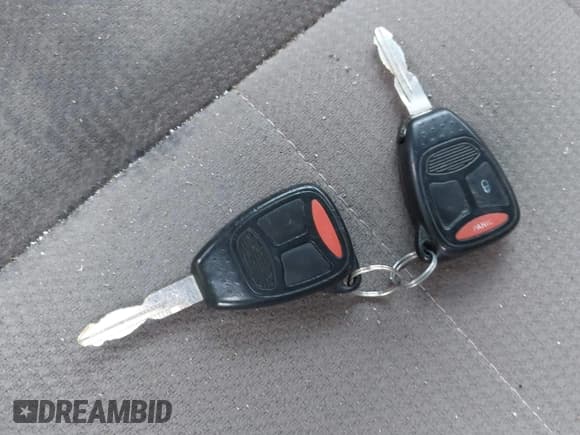 ✅ 2006 Dodge Dakota SLT • VIN: 1D7HE48KX6S528407 • Лот: 43910959. Опубликован ранее на IAAI с пробегом 216 510 миль. Бесплатный доступ к архиву аукционных продаж из США и подробный отчёт об истории автомобиля на DreamBid. Изображение 11.