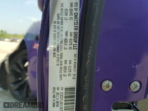 ✅ 2014 Dodge Challenger SRT-8 • VIN: 2C3CDYCJ0EH136754 • Lot: 69296914. Wystawiony na Copart z przebiegiem 40 591 mil. Bezpłatny archiwum sprzedaży aukcyjnych z USA i szczegółowy raport historii pojazdu na DreamBid. Zdjęcie 13.