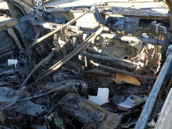 ✅ 2021 Ram 2500 Laramie • VIN: 3C6UR5FL6MG658355 • Lot: 87945305. Wystawiony na Copart z przebiegiem Nie podano. Bezpłatny archiwum sprzedaży aukcyjnych z USA i szczegółowy raport historii pojazdu na DreamBid. Zdjęcie 8.