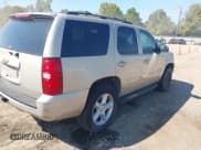 ✅ 2007 Chevrolet Tahoe LT • VIN: 1GNFK13077J135641 • Lot: 43260484. Wystawiony na IAAI z przebiegiem 183 992 mil. Bezpłatny archiwum sprzedaży aukcyjnych z USA i szczegółowy raport historii pojazdu na DreamBid. Zdjęcie 4.